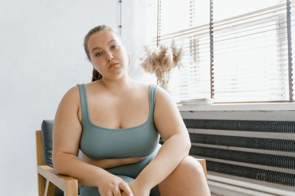 Astuces femme ronde : conseils pour s'accepter et s'épanouir